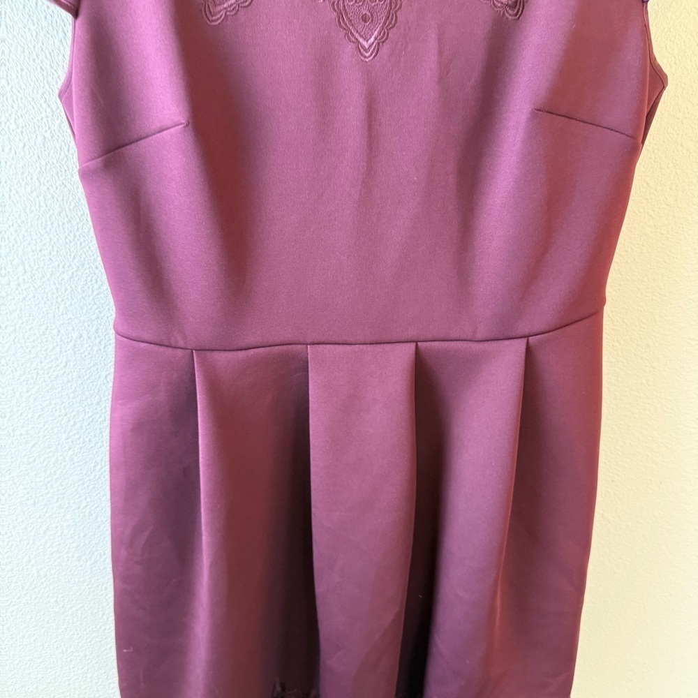 Ted Baker Embroidered Cheskka Dress Burgundy Party Cocktail Women’s Size 10 - Picture 6 of 14